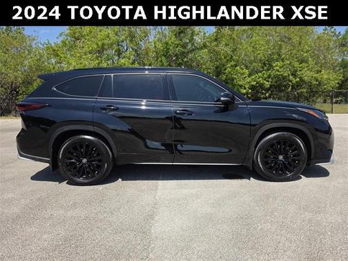2024 Toyota Highlander XSE