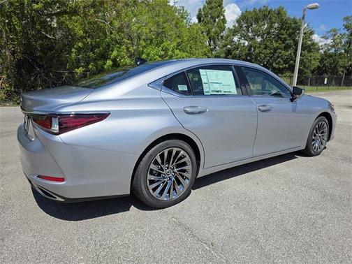 2025 Lexus ES 350 Ultra Luxury