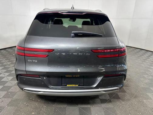 2024 Genesis Electrified GV70 Advanced AWD