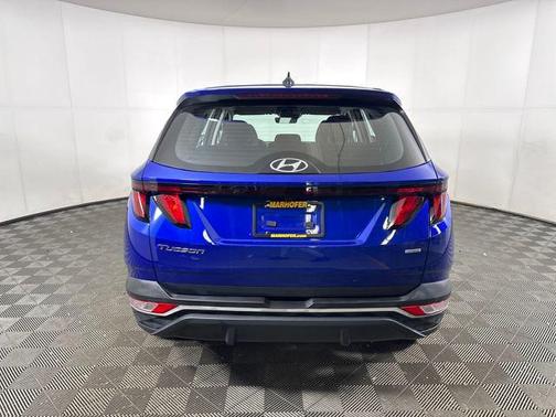 2023 Hyundai TUCSON SE