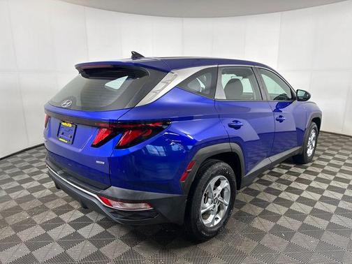 2023 Hyundai TUCSON SE