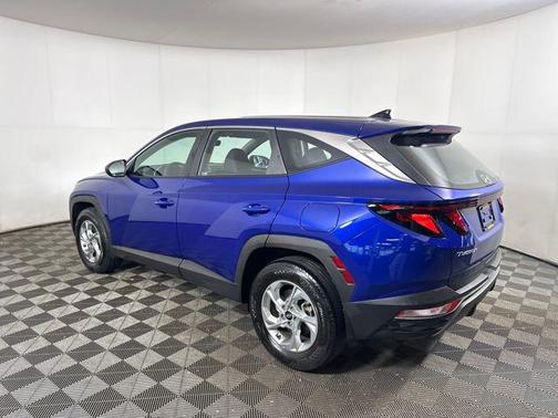 2023 Hyundai TUCSON SE