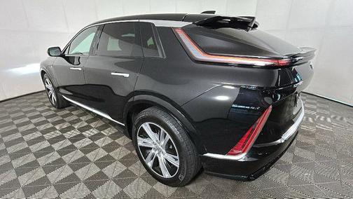 Stellar Black Metallic 2024 Cadillac LYRIQ Tech