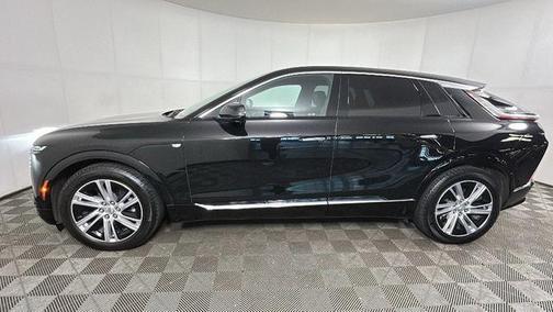 Stellar Black Metallic 2024 Cadillac LYRIQ Tech