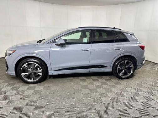 2024 Audi Q4 e-tron Premium Plus 55 quattro