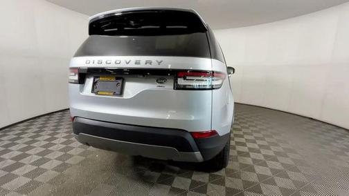Indus Silver Metallic 2020 Land Rover Discovery SE