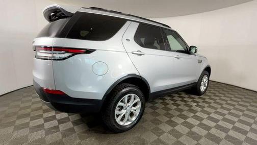 Indus Silver Metallic 2020 Land Rover Discovery SE
