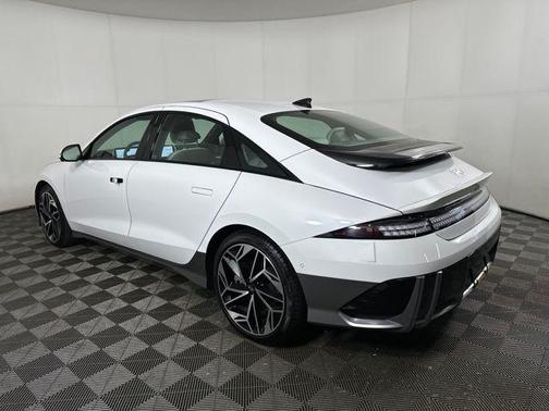 2023 Hyundai IONIQ 6 Limited
