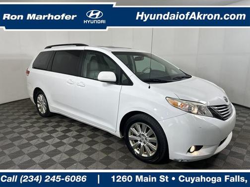 2012 Toyota Sienna XLE