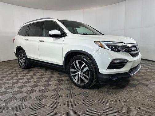 2016 Honda Pilot Elite