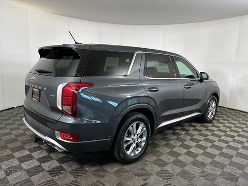 2022 Hyundai PALISADE SE