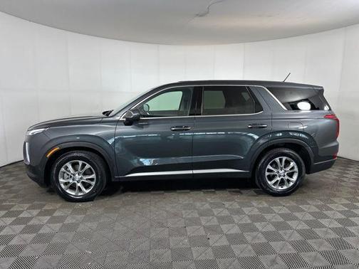 2022 Hyundai PALISADE SE