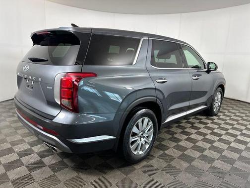 2023 Hyundai PALISADE SE