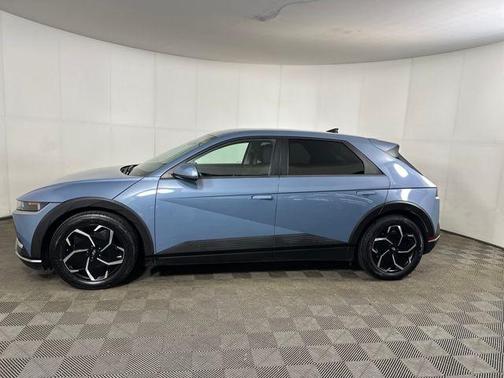 2022 Hyundai IONIQ 5 SE