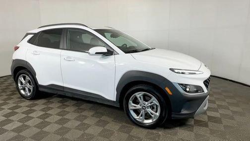 Lunar White 2023 Hyundai KONA SEL