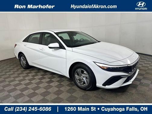 2025 Hyundai ELANTRA SE