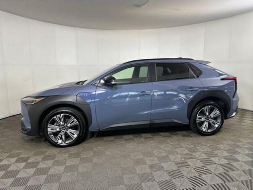 Harbor Mist Gray Pearl 2023 Subaru Solterra Limited
