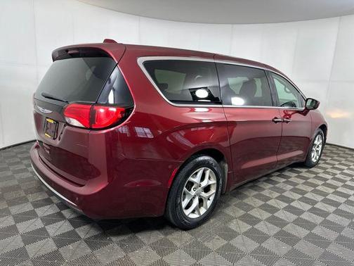 2019 Chrysler Pacifica Touring Plus