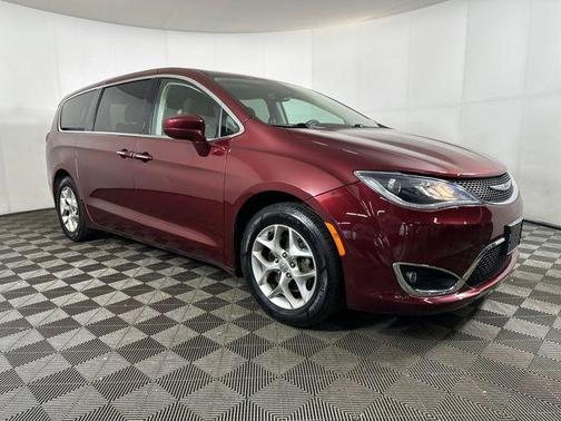 2019 Chrysler Pacifica Touring Plus