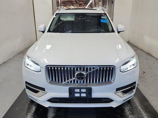 2023 Volvo XC90 B6 Plus 7-Seater