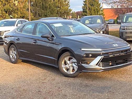 2026 Hyundai SONATA SE