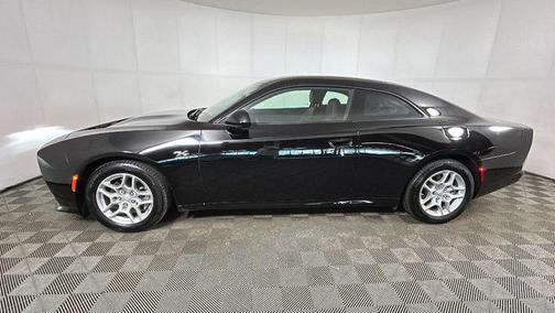 Diamond Black Crystal Pearlcoat 2025 Dodge Charger Daytona R/T