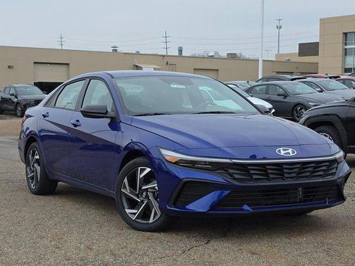 2025 Hyundai ELANTRA Sport