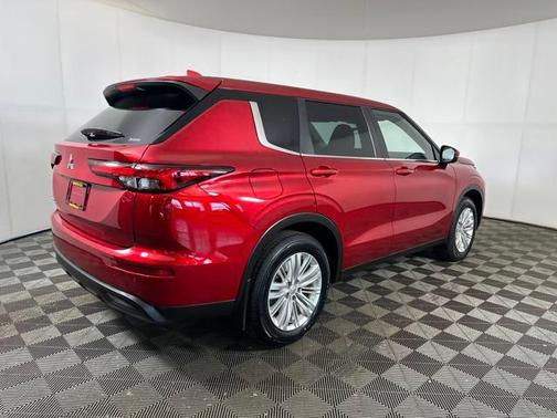 2023 Mitsubishi Outlander ES 2.5 S-AWC