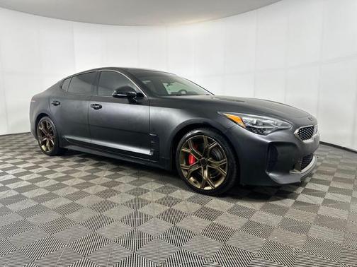 2020 Kia Stinger GT1