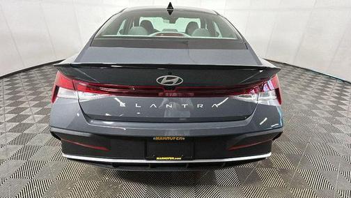 Ecotronic Gray 2025 Hyundai ELANTRA Sport