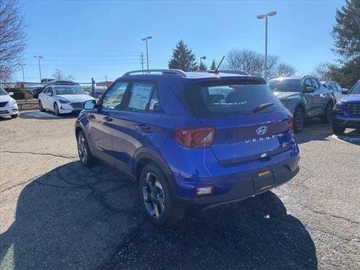 2024 Hyundai VENUE Limited