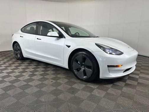 2023 Tesla Model 3 Standard Range