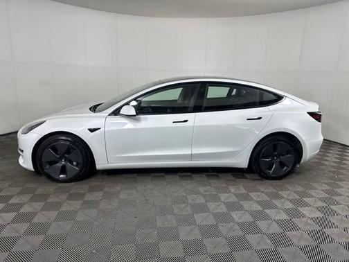 2023 Tesla Model 3 Standard Range