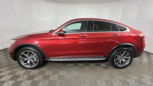 MANUFAKTUR Cardinal Red Metallic 2022 Mercedes-Benz GLC 300 4MATIC Coupe