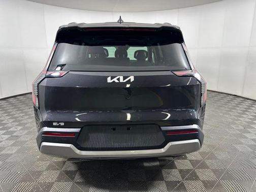 2024 Kia EV9 Wind