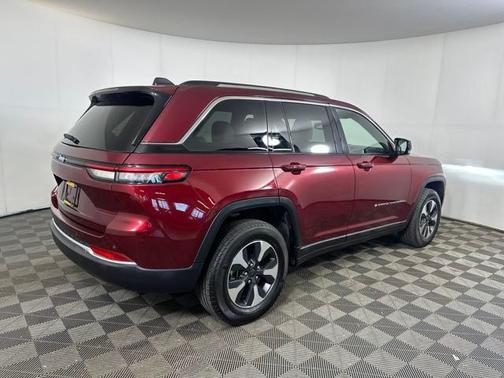 2023 Jeep Grand Cherokee 4xe Base