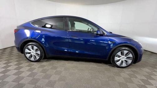 Deep Blue Metallic 2023 Tesla Model Y Long Range Dual Motor All-Wheel Drive