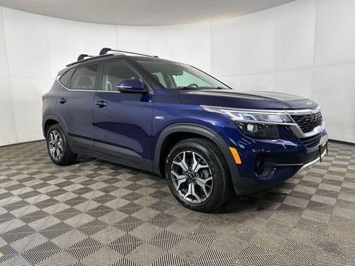 2022 Kia Seltos EX