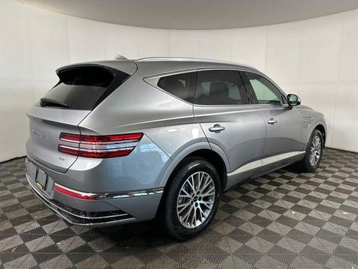 2025 Genesis GV80 2.5T