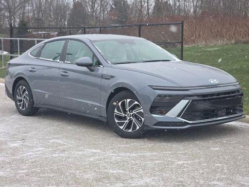 Transmission Blue 2026 Hyundai SONATA Hybrid Base