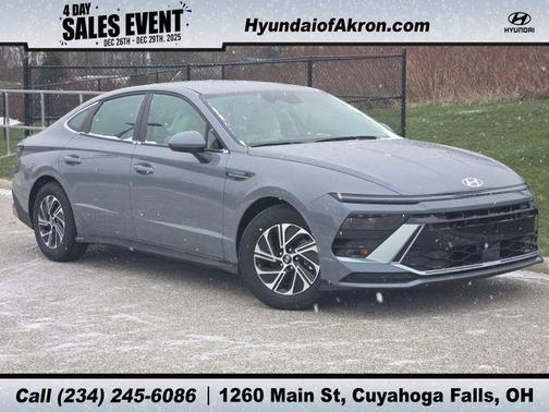 2026 Hyundai SONATA Hybrid Base