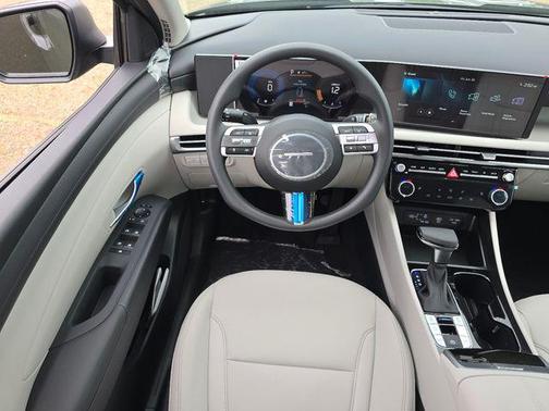 Rockwood Green 2026 Hyundai TUCSON SEL Plus