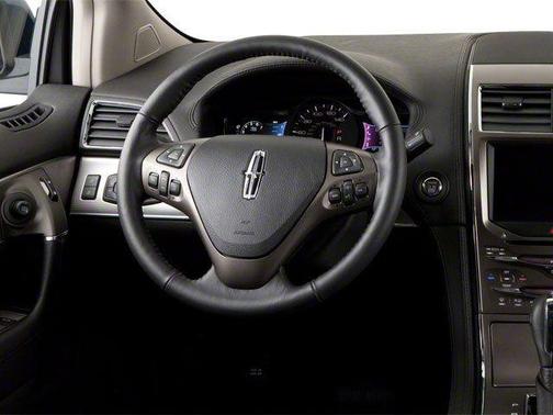 2013 Lincoln MKX Base