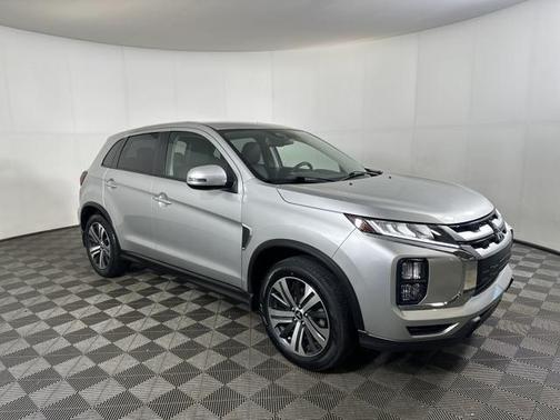 2022 Mitsubishi Outlander Sport SE