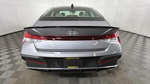 Fluid Metal 2025 Hyundai ELANTRA Sport