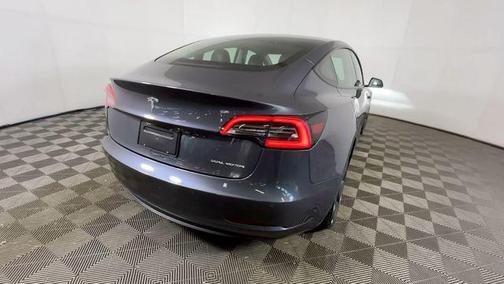 Gray 2021 Tesla Model 3 Long Range