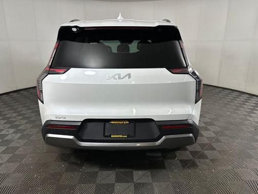 2024 Kia EV9 Wind