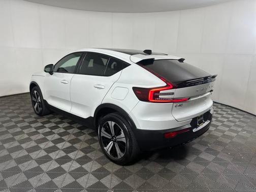 2023 Volvo C40 Recharge Pure Electric Twin Plus