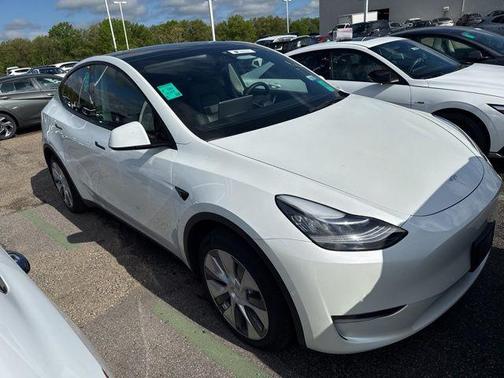 2021 Tesla Model Y Long Range Dual Motor All-Wheel Drive