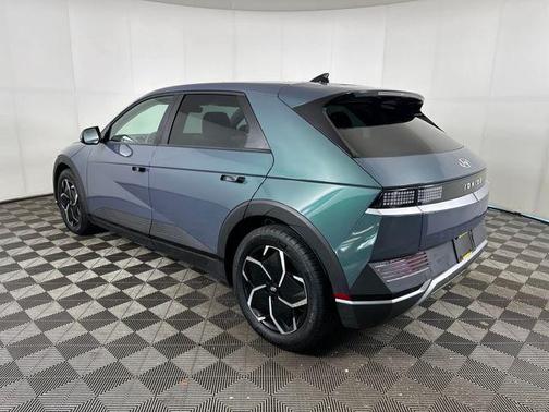 2023 Hyundai IONIQ 5 SE
